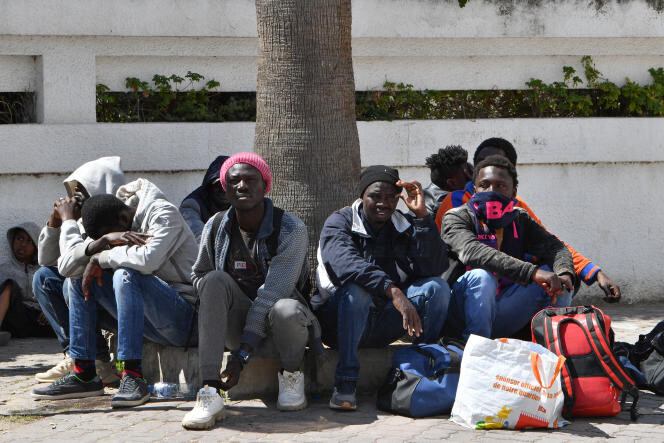 مهاجرون في تونس